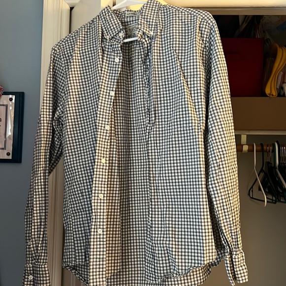 J. Crew Black & White Checkered Button Down Untucked Stretch Mens Shirt - Picture 2 of 3